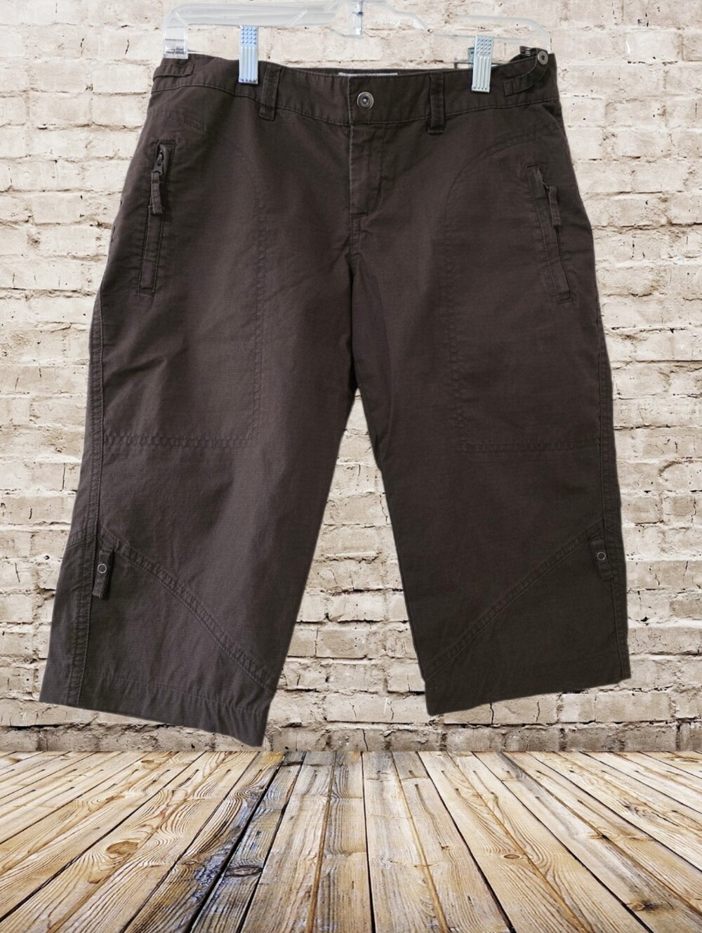 Columbia Women’s Dark Brown Short.